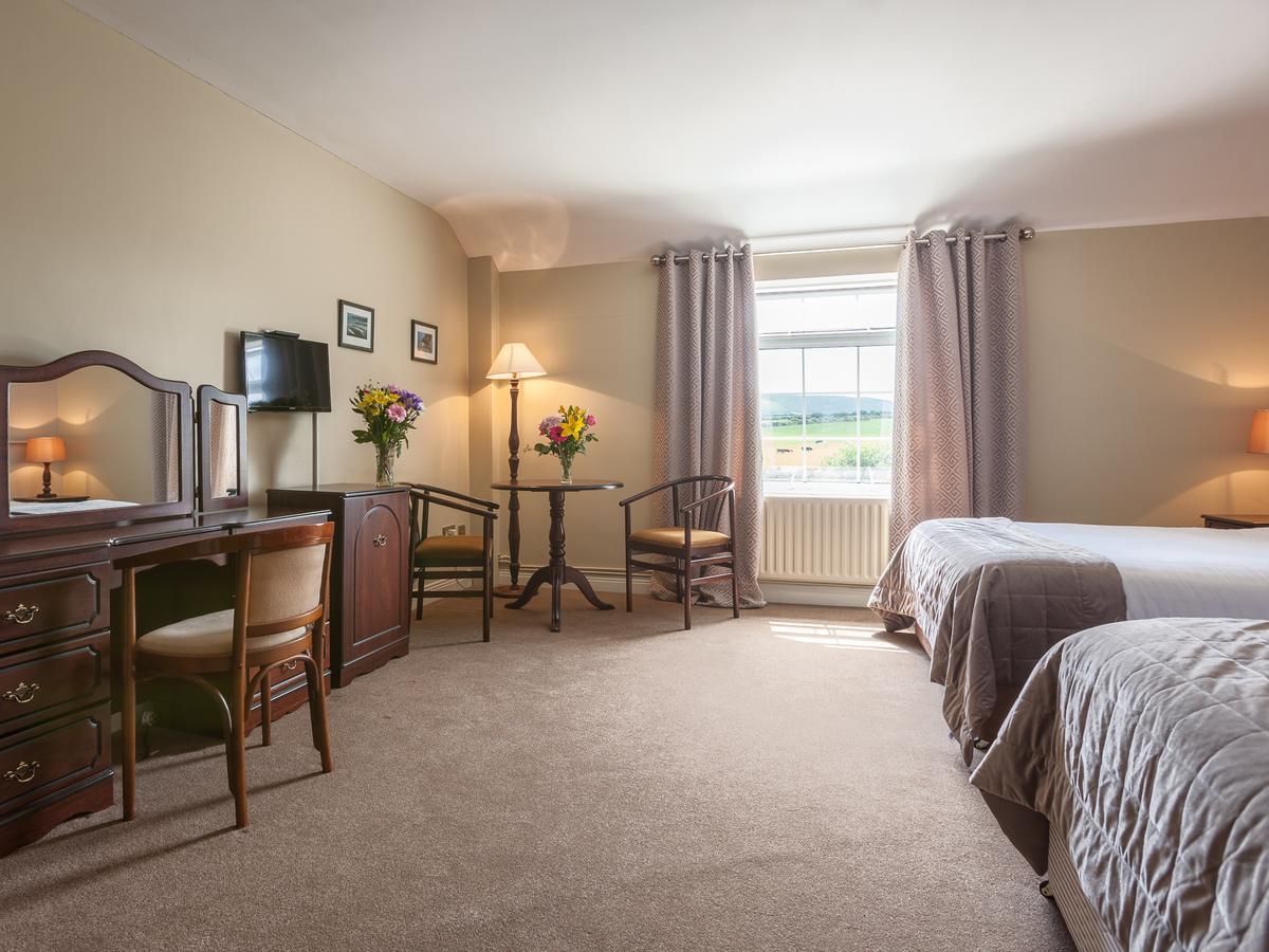 Dingle Peninsula Hotel ภายนอก รูปภาพ